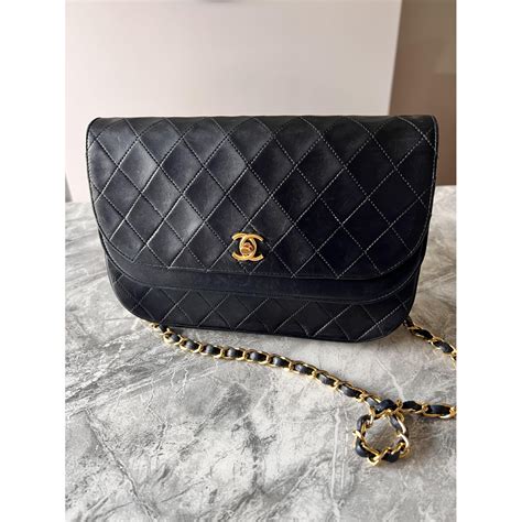 Timeless/classique leather handbag Chanel Black in Leather